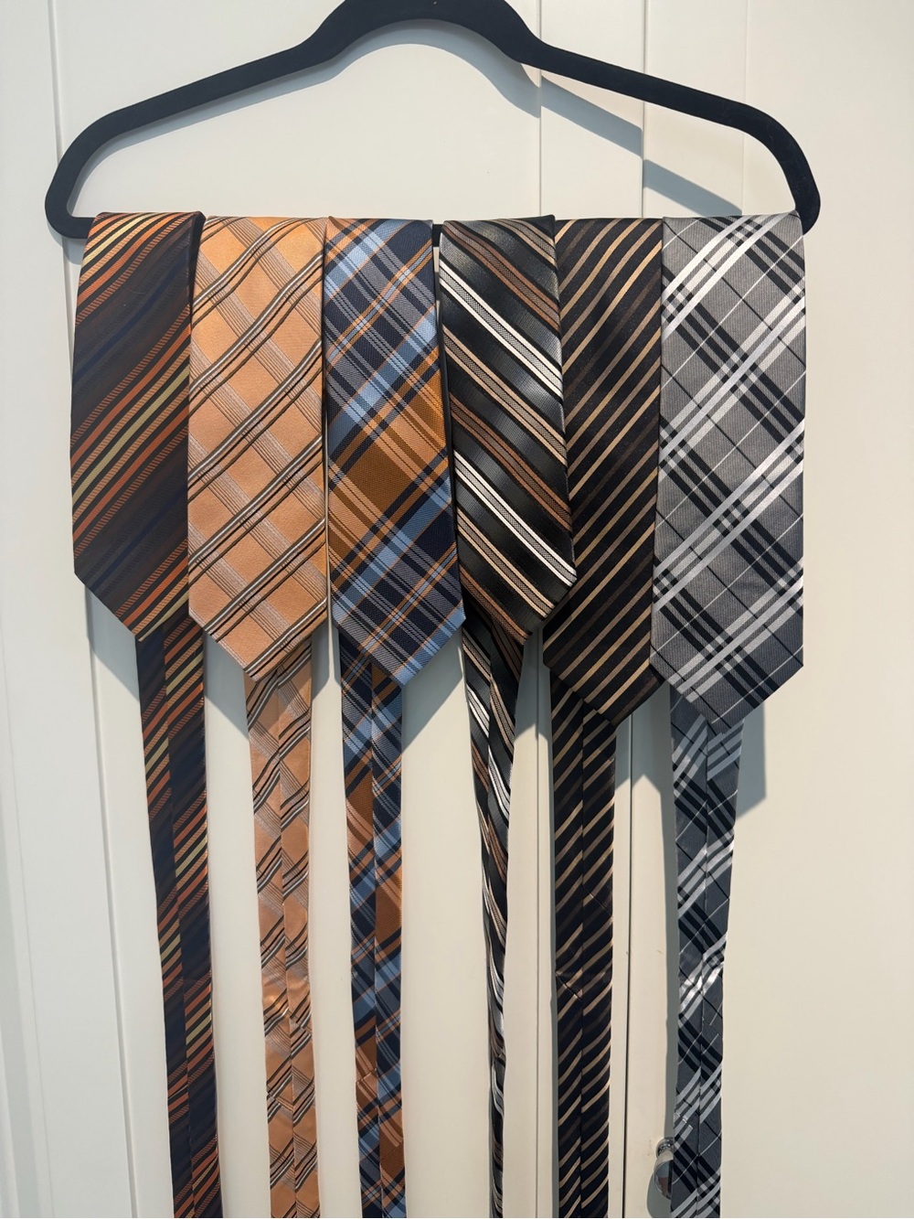 (6) Men's Classic Brown and Blue Striped Tie - Unbranded - Picture 2 of 2